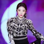 와 <b>청하</b> 옷 디테일 봐