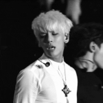 이런말하기 좀 그렇지만 샤이니 종현분 이제봤는데 쌉존잘...