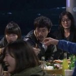 [드루와] 얘들아 성인둘이랑 미<b>성년자</b>