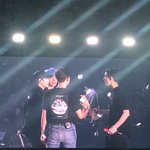 [EXO] 콘서트하다 갑분 가족<b>회의</b>