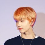 [NCT] 혹시 지성이 옷정보알려주는 트위터 있어??