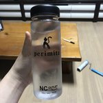 얘들아 <b>물병</b> 크기좀봐줘 플리즈