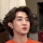 나 이 머리하고 싶은데 <b>오바</b>?