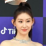 [모두드루와] 있지 <b>채령</b> 언니얼굴 판박이다