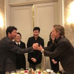 [드루와] 송강호 앞에 남자 팬인가봄...