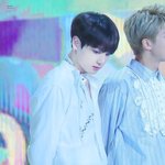 [방탄소년단] 네<b>1</b>이버  메인 기사 ➖  ‘2020 골<b>1</b>든디스크’...