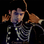 [EXO] <b>찰나</b>에 팬보고 웃는 경수