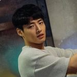 [드루와] 교복 <b>리본</b>이랑 넥타이 중에 뭐가 더 좋아?