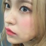 [댓글부탁해] 이런 <b>색상</b> 립제품 아는사람 ㅠㅠ??
