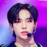 무대 위에선 영락없는 <b>늑대상</b> 남돌