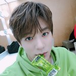 [NCT] 시즈니들 이 옷 정보 좀 ㅠㅠㅠ