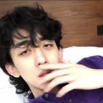 [추반] 배고픈데 컵라면 <b>먹</b> <b>말</b>