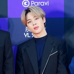 '<b>방탄소년단</b>(<b>BTS</b>) 광팬' 영국 청년, 지민 닮은꼴 성형→단독결혼식