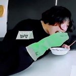 나 솔직히 정국 때문에 재입덕 못하고 있음