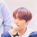 [댓글부탁해] 너네 잘생겼는데 사람들이잘몰라서 빡치는돌누구있음