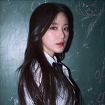 <b>슈화</b>랑 나 둘중에 누가더 이쁨