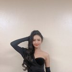 [모두드루와] 마마무 화사가 <b>댄서들</b>에게 쏜 선물 스케일.jpg