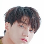 <b>이분</b>은 뭘 드셨길래 이렇게 잘생기신거야..?