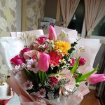 [방탈죄송] 이미지랑 다른 꽃다발(맘카페 꽃다발사건)