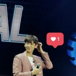 [EXO] 오늘 덮찬에 <b>핑크</b>수트 난리났다