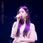 女돌의 <b>우아</b>한 드레스 소화력