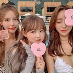 흑발 찐따여자들이 어울리지못할꺼같은 <b>무리</b> 특징.jpg