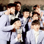 [EXO] 얘들아 그래도 막 흔들리진말어라..