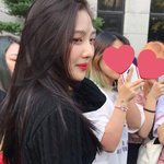 레드벨벳 조이 <b>실물</b>