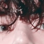 방탄 뷔 눈동자 왜 이래?