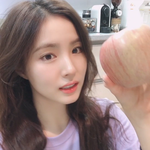 새 브이로그 속 신세경 미모 ㄷㄷㄷ