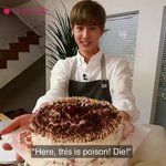 [EXO] 너네 그거 기억나냐ㅋㅋㅋ 준면이의 대<b>환장</b> 케이크 데코...
