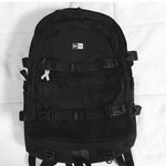 <b>뉴에라</b> 백팩 살까??