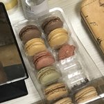 얘들아 코스트코 마카롱 개맛잇당