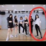 여자아이들 <b>이분</b> 누구야?
