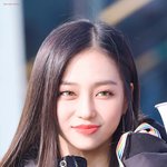 <b>햇살</b>처럼 미모가 눈부신 女돌