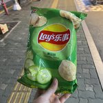 <b>오이</b>맛 감자칩 받음
