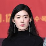 <b>슈화</b>랑 뭔가 정은채랑 분위기 비슷하지않냐