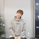 [EXO] 와 찬열이 염색에 안경ㅠㅠㅠㅠㅠㅠ
