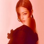 제니 눈 <b>크기</b> 봐