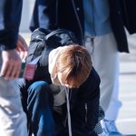 [NCT] 런쥔이 신발끈 묶으려고 달려가는 움짤 <b>plz</b>...