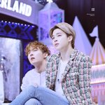 [방탄소년단] 짤좀찾아줘,,,
