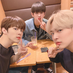 야 김우석 최병찬 사진 떴다!!!!!! (feat.<b>민규</b>)