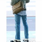 <b>지디</b> 어제 공항룩이라는데