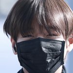 [조언부탁해] 박지훈 <b>정도면</b> 남자중에도 엄청잘생긴편이야?