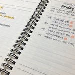 얘들아 이거 무슨 플래너야? <b>모트모트</b>