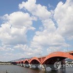 속보-성산대교 차량 추락 1명 구조 1명 중태