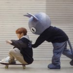 [강다니엘] <b>보드</b> <b>위</b>에 신난애 너무 귀여워ㅋㅋㅋㅋㅋ
