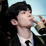 사람이 <b>전체</b>적으로 설레게 생긴 남돌