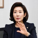 오하이오주 '리마 군용전차공장' 둘러보는 트럼프 (68)