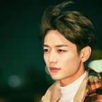 <b>미끄럼</b>틀 타기 가능한 콧대 ㄷㄷㄷ